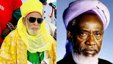 Allahu Akbar: Dan Allah ku daure ku saurari abunda Sheikh Dahiru Usman Bauchi yake fada akan Sheikh Abubakar Mahmood Gumi. Ubangiji Allah ya Gafarta wa Malam, Allah ya karbi Ayyukansa. Wallahi munyi babban rashi, Rashin da baza mu taba mayar da gurbinsa ba. Ubangiji Allah Ka Gafartawa Malumammu, Allah ka kara hada kan Malumammu Ka karawa wa Sheikh Dahiru Lafiya da nisan Kwana - Salaffiya